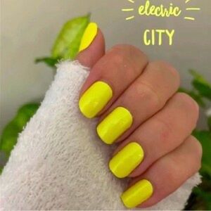 Color Street ELECTRIC CITY Bright Neon Yellow Solid Nail Set